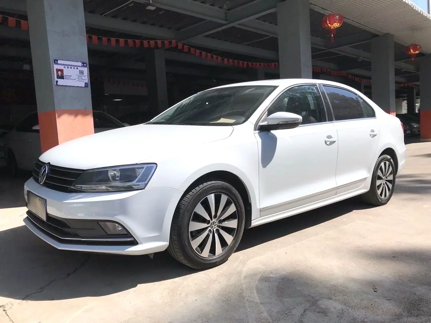 Volkswagen Sagitar