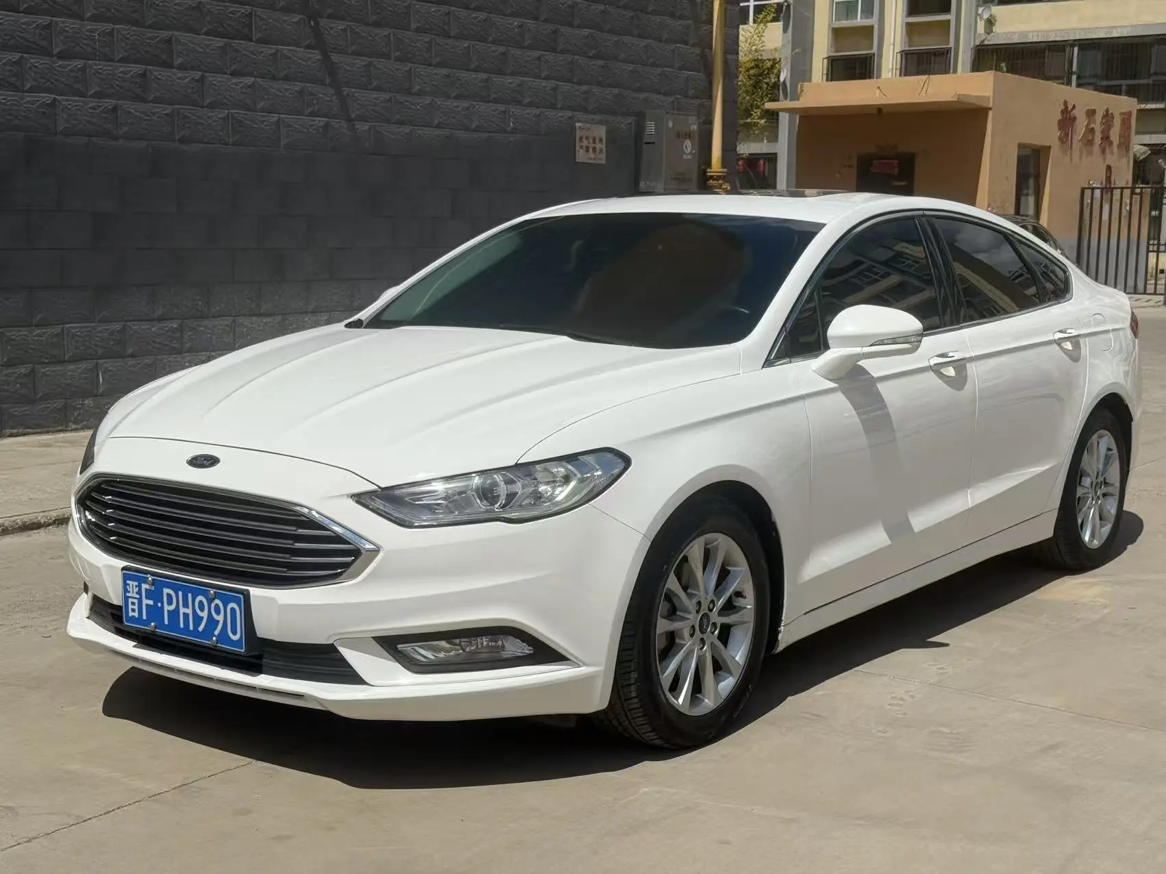 Ford Mondeo