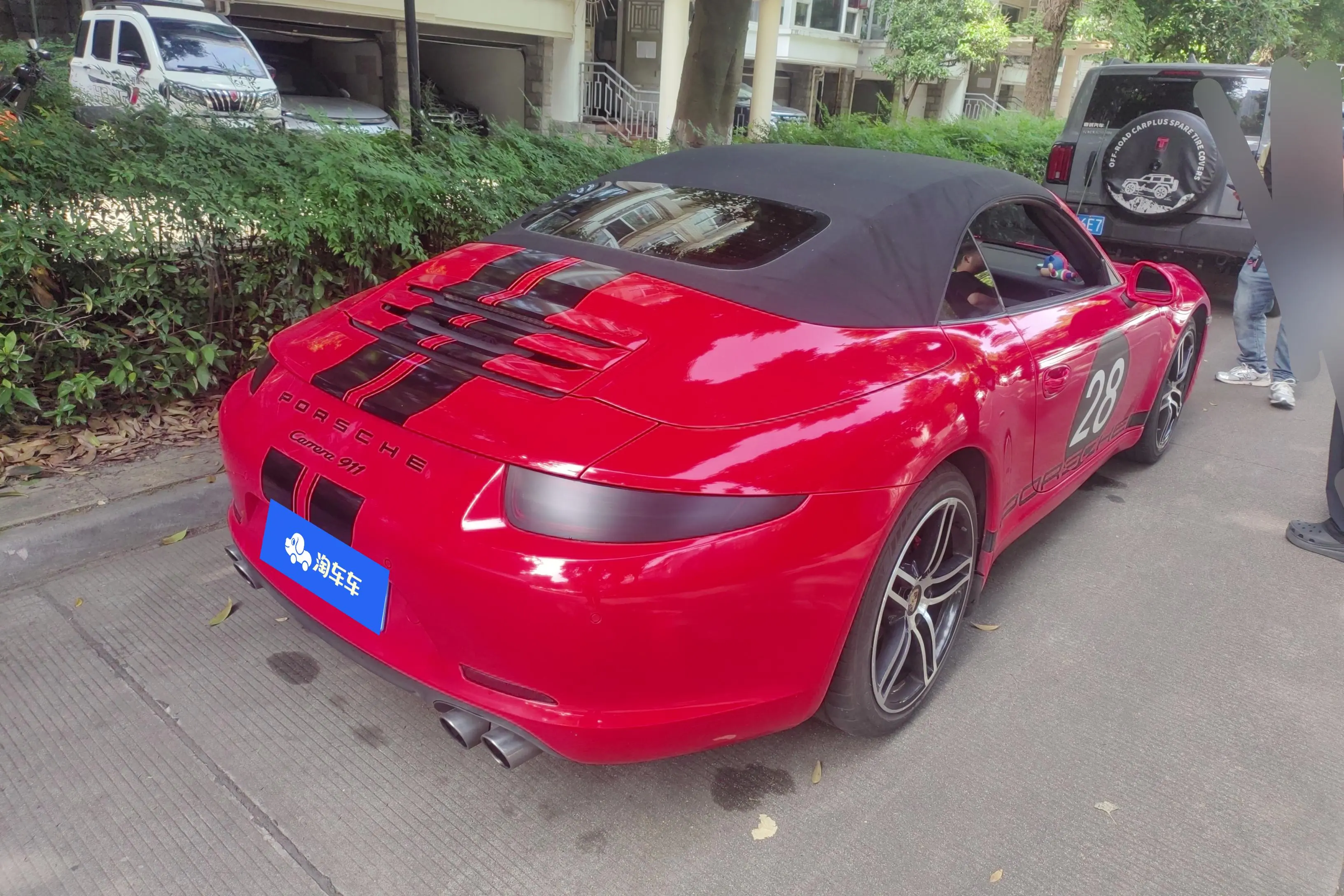 Porsche 911