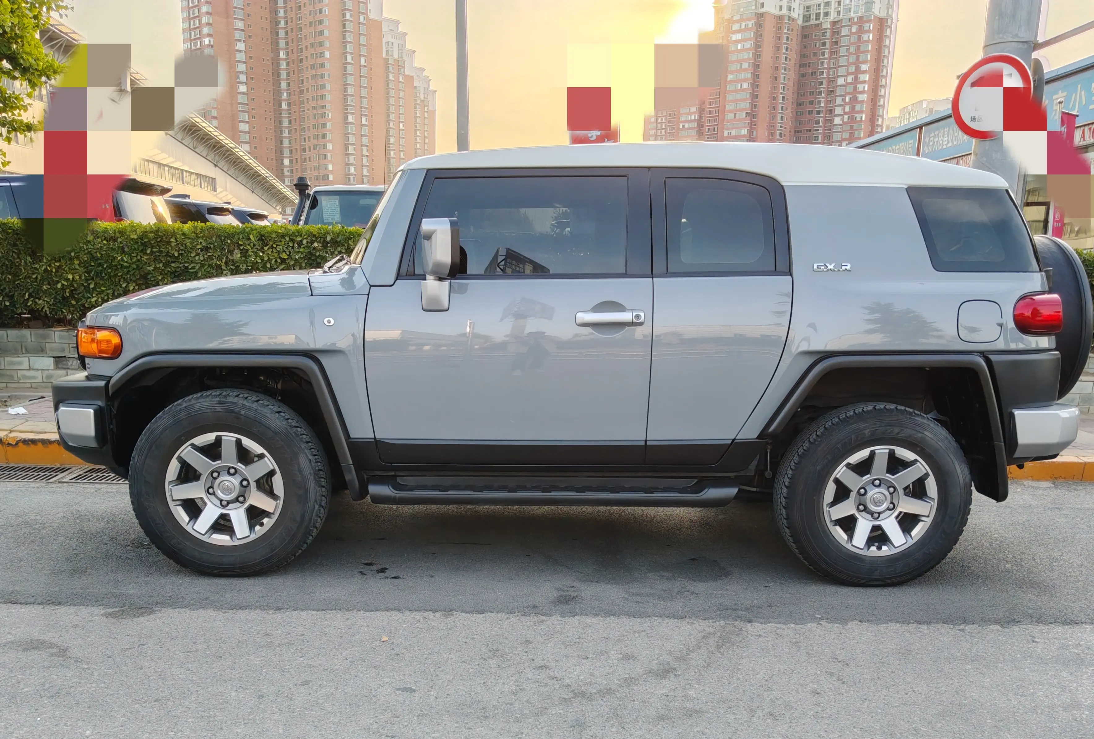 Toyota FJ Cruiser