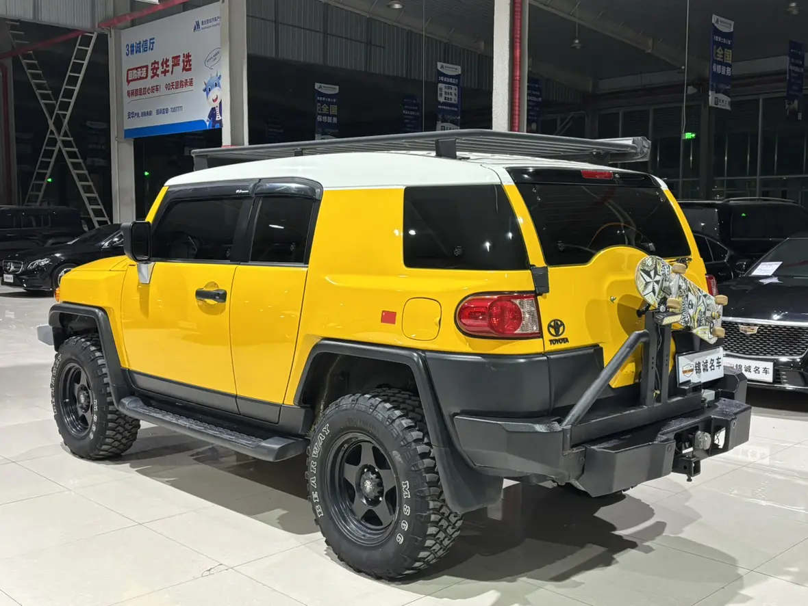 Toyota FJ Cruiser
