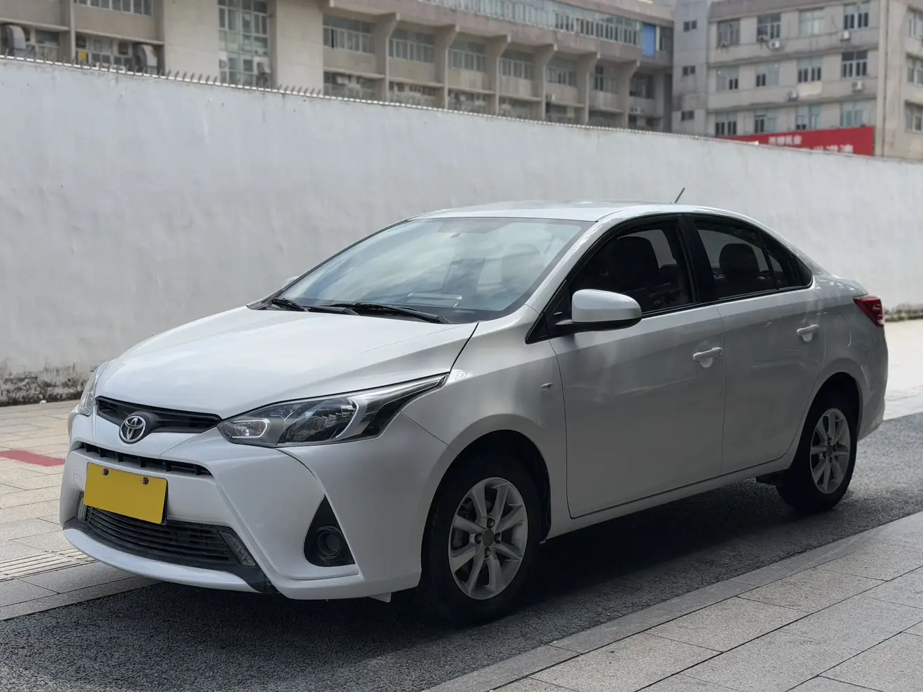 Toyota YARiS L Enjoy