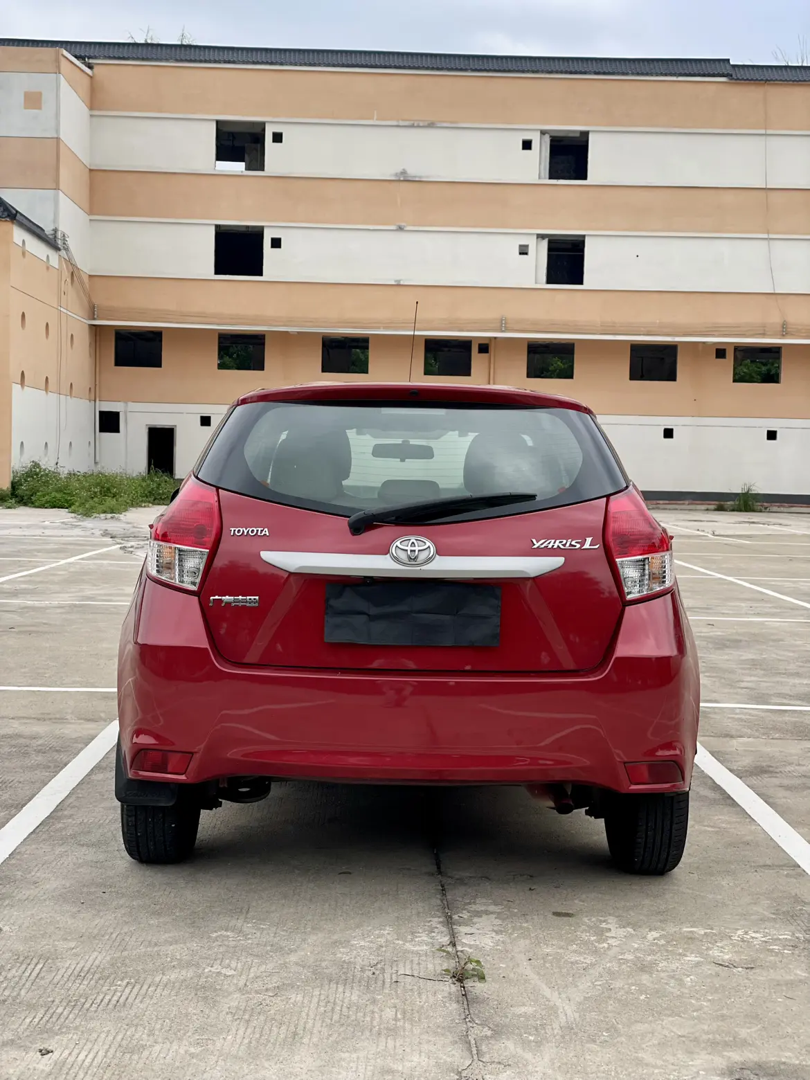Toyota Yaris L
