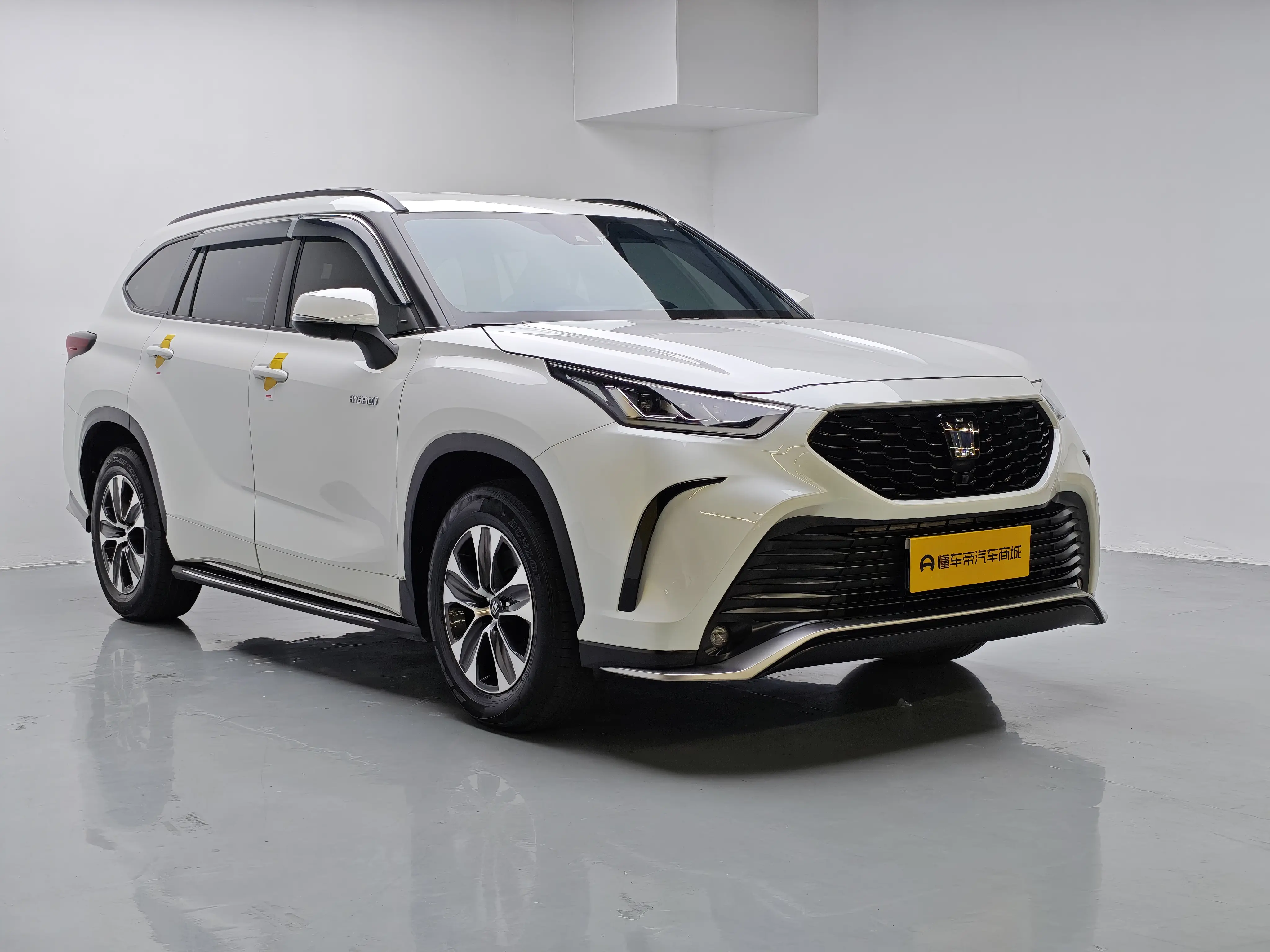 Toyota Crown Kluger