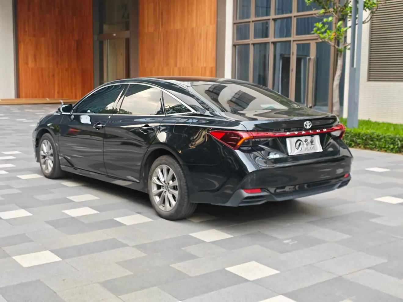 Toyota Avalon