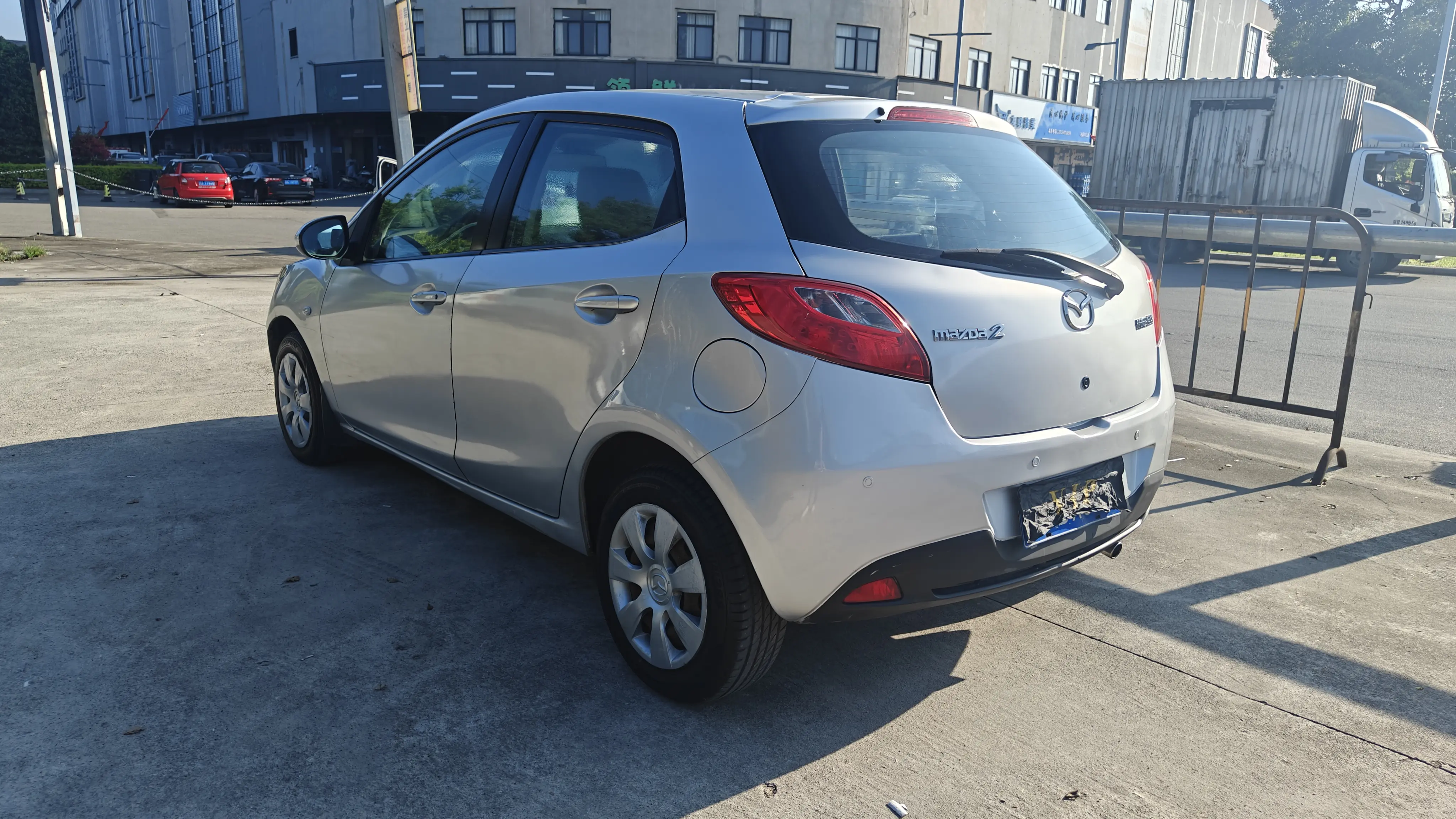 Mazda 2