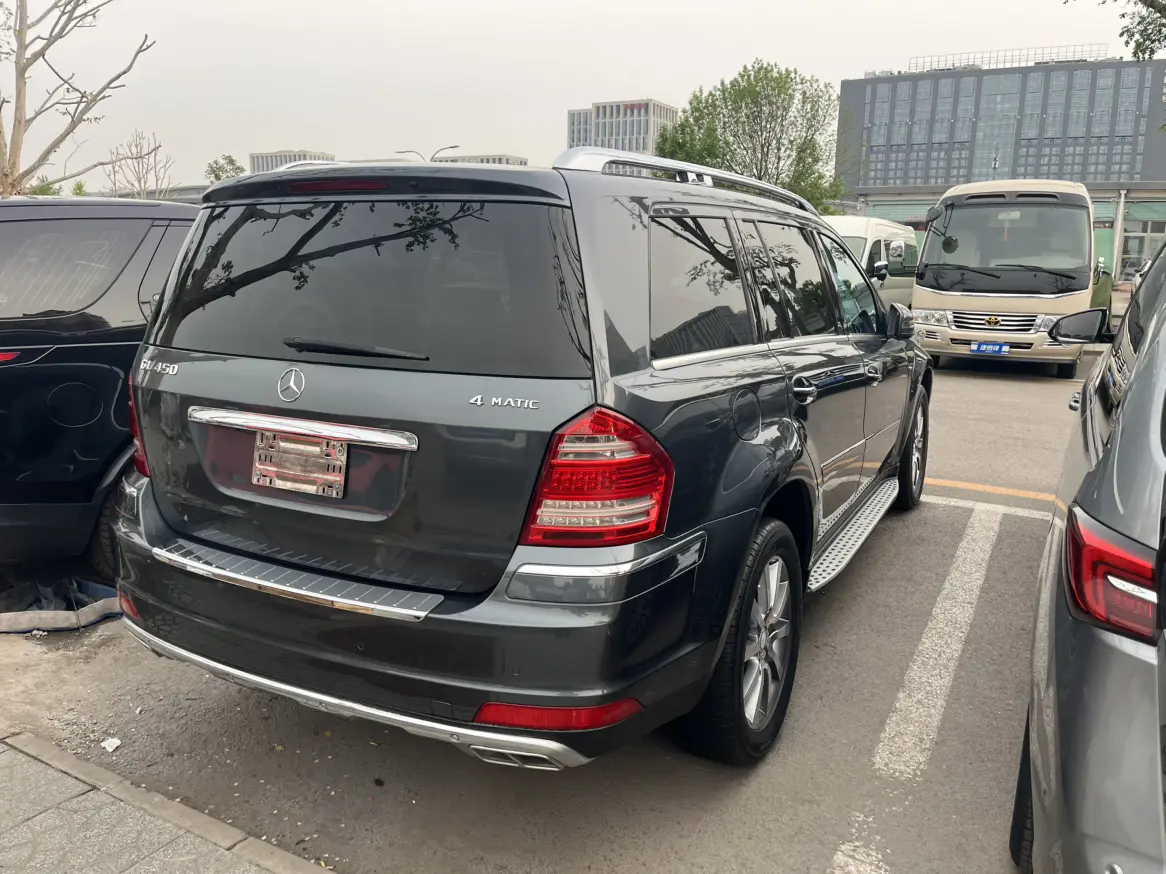 Mercedes-Benz GL Class