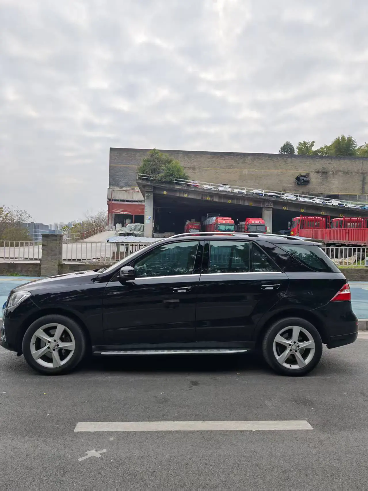 Mercedes-Benz M Class