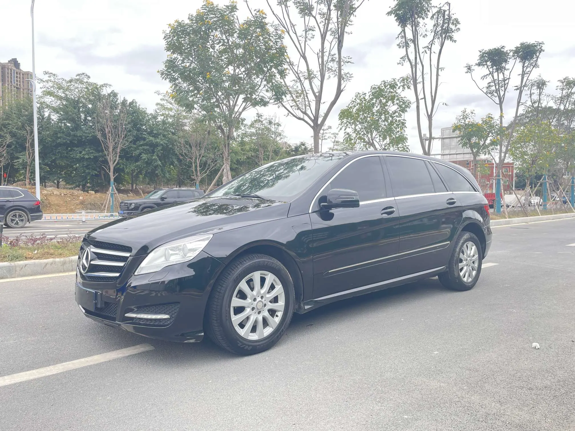 Mercedes-Benz R-Class
