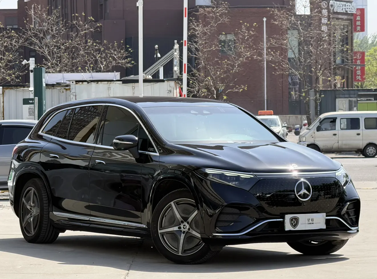 Mercedes-Benz EQS SUV