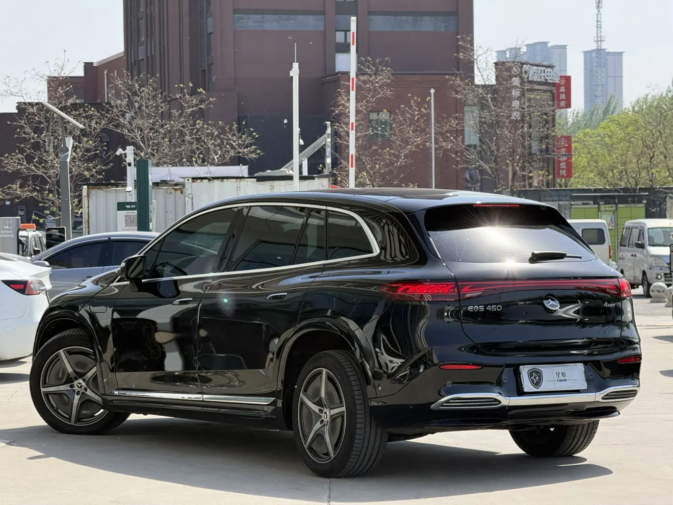 Mercedes-Benz EQS SUV