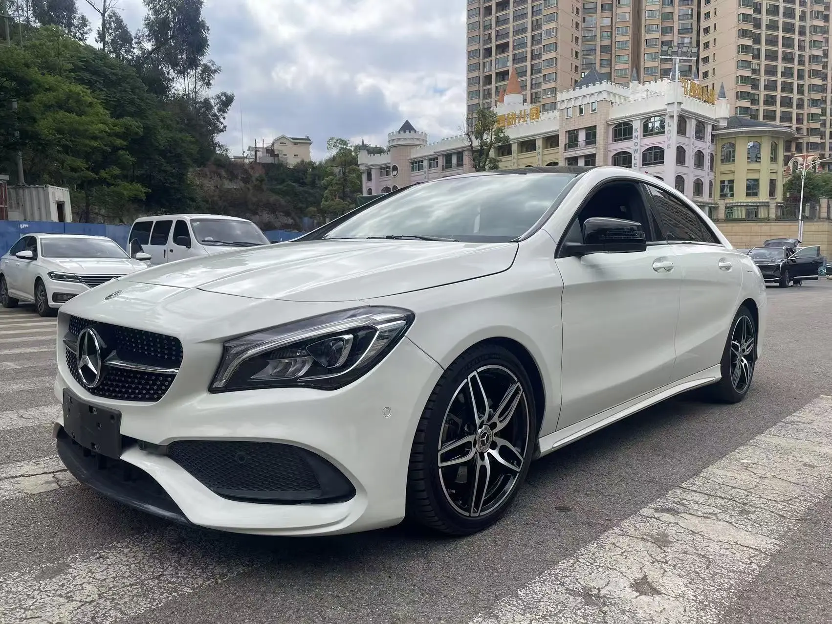 Mercedes-Benz CLA (Imported)
