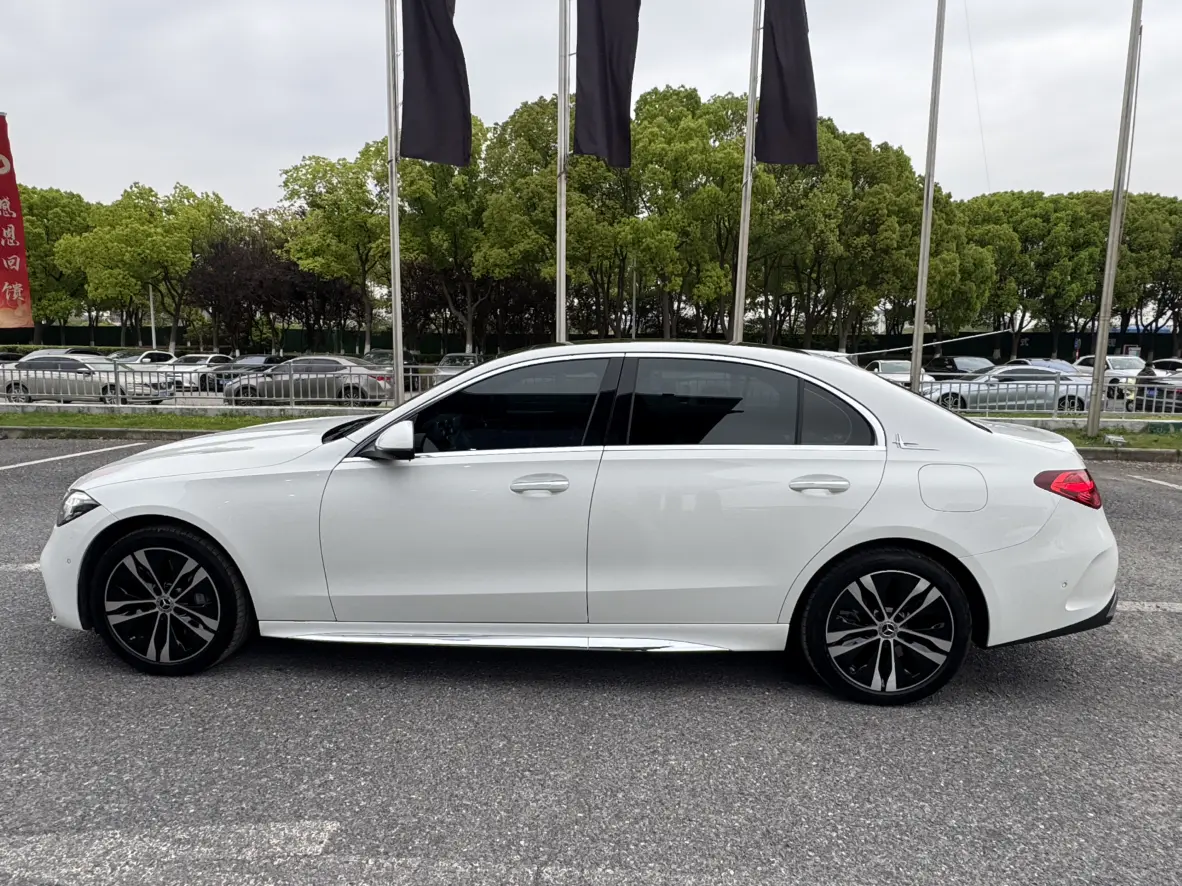 Mercedes-Benz C-Class PHEV
