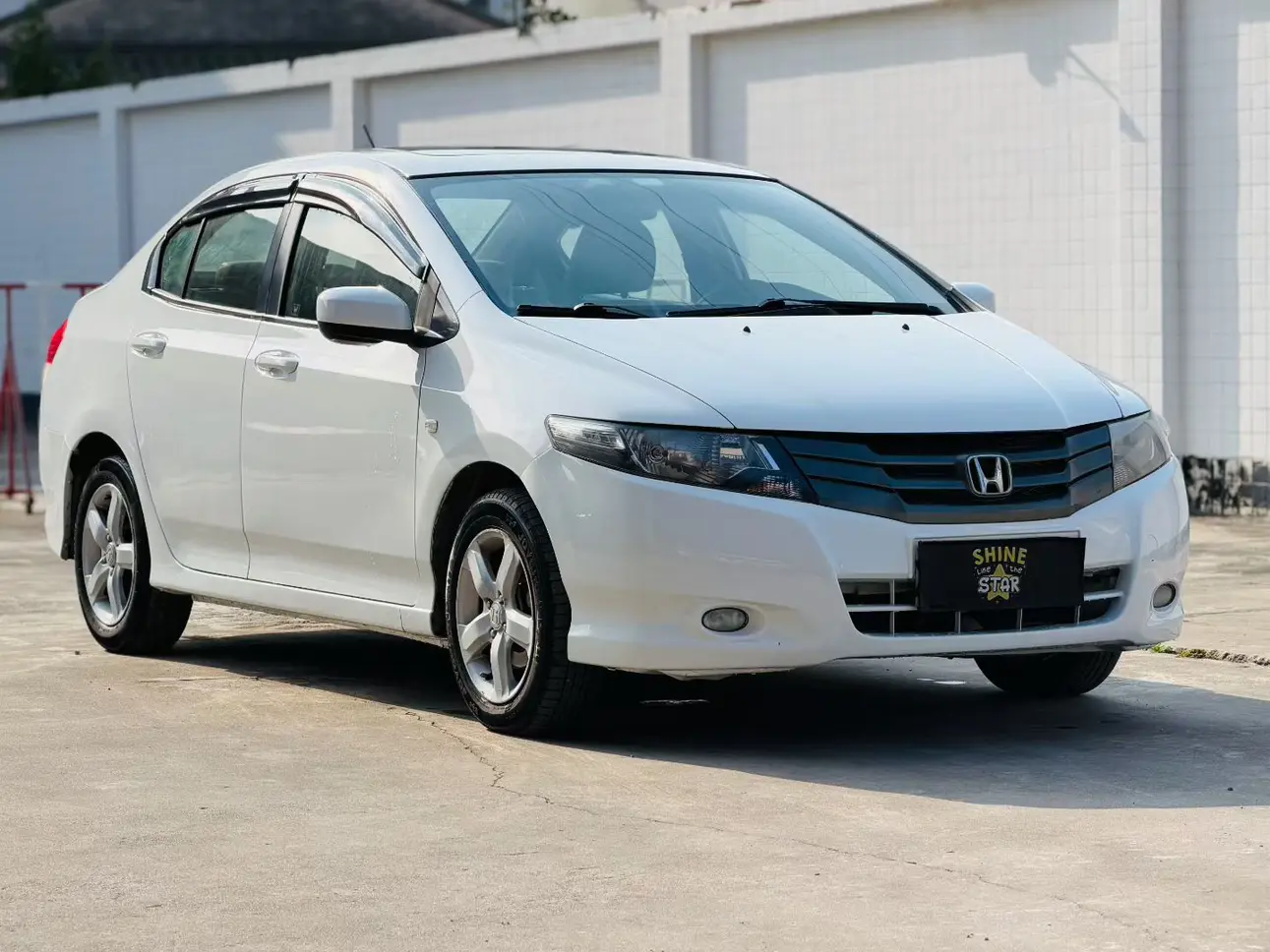 Honda Avant-garde classic
