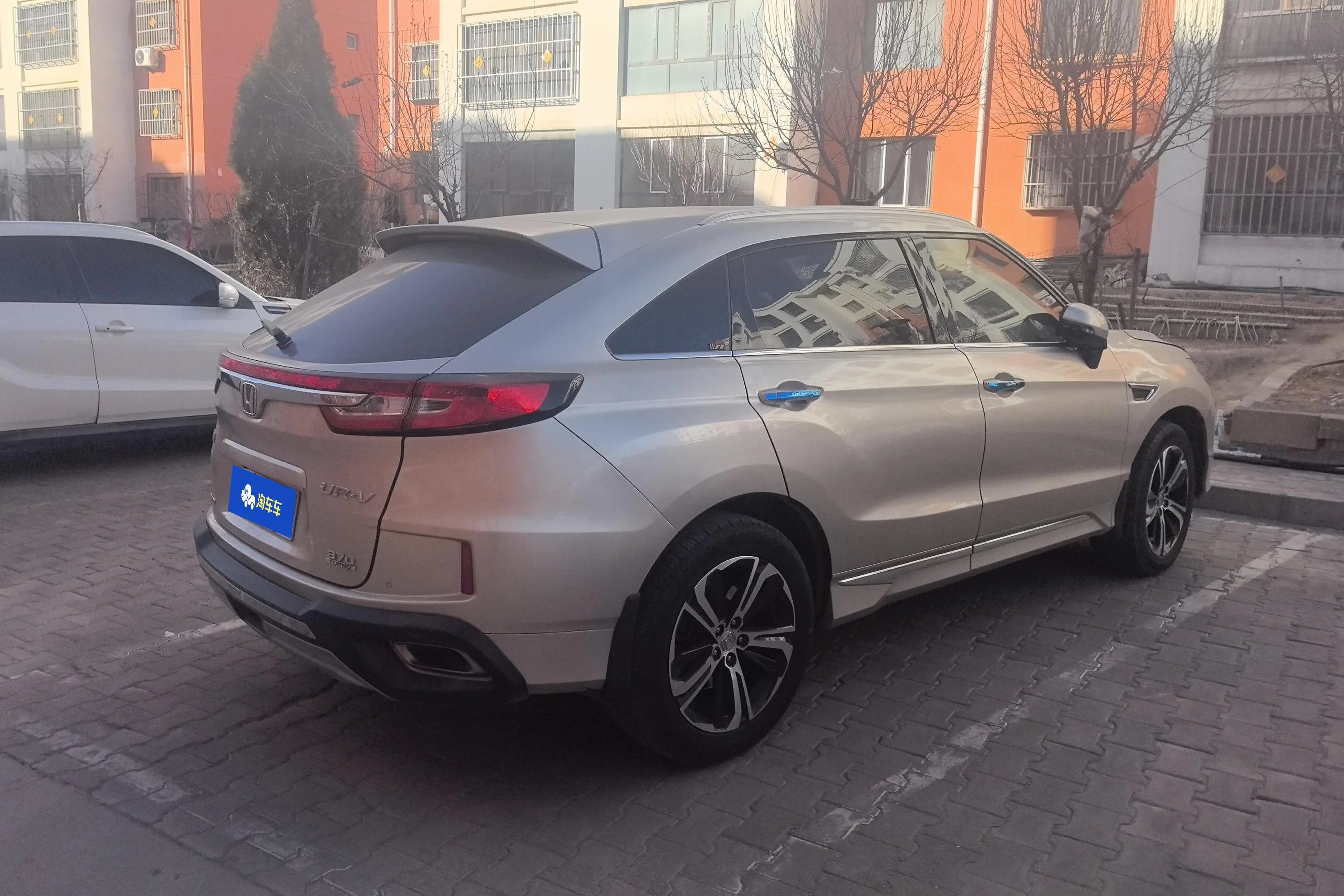Honda UR-V