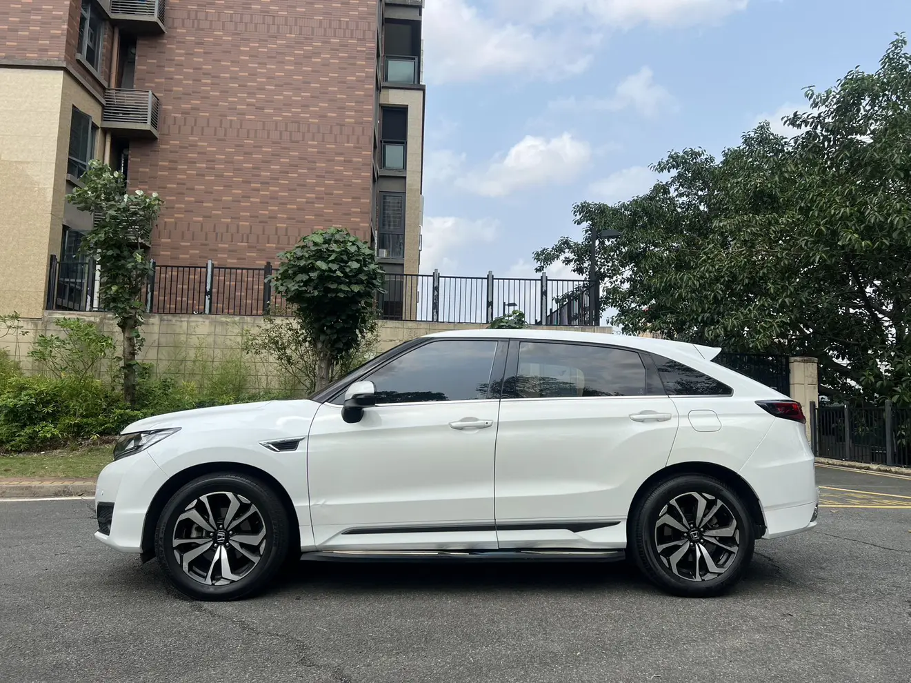 Honda UR-V