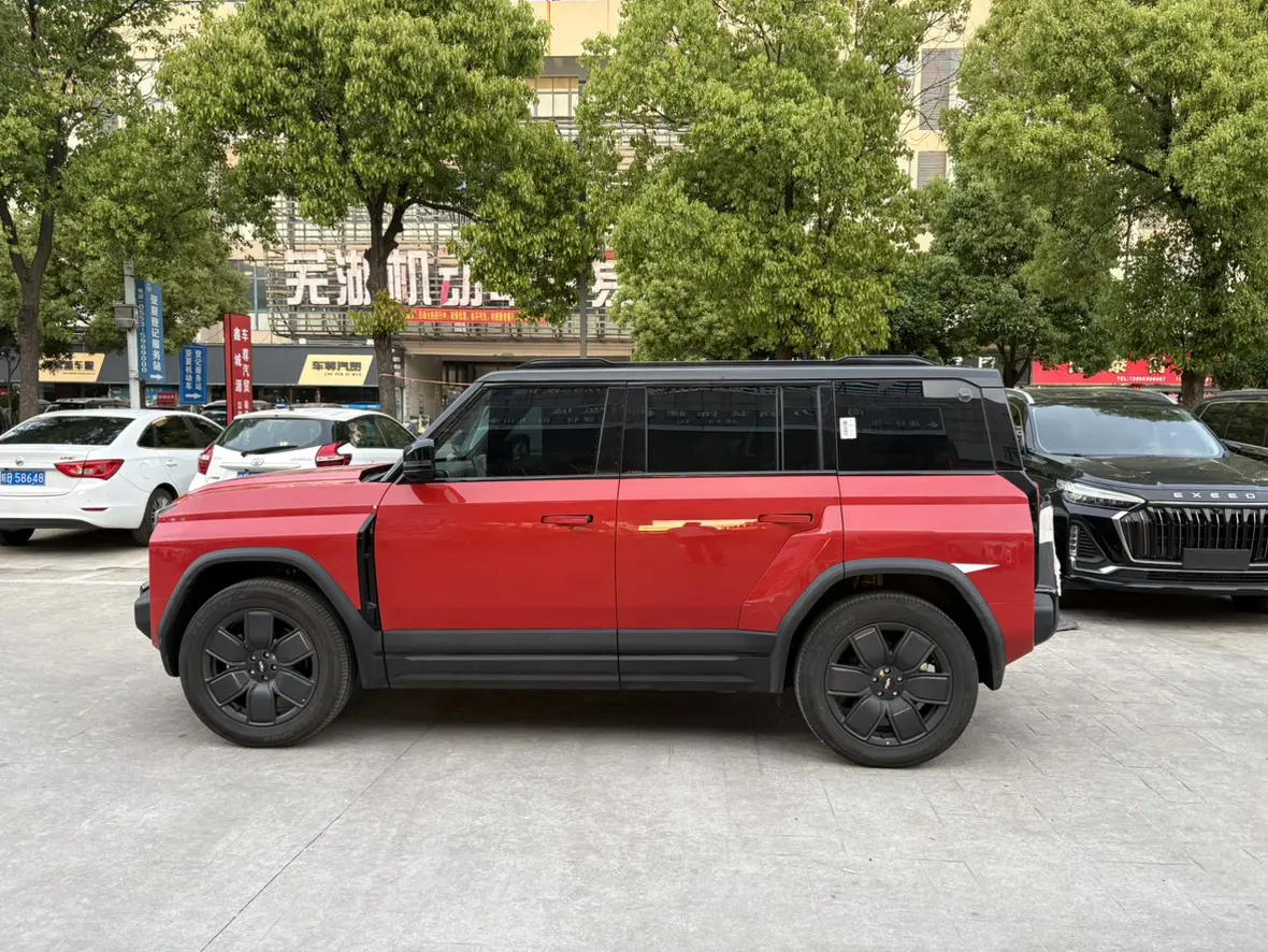 Chery Fengyun X3 PLUS