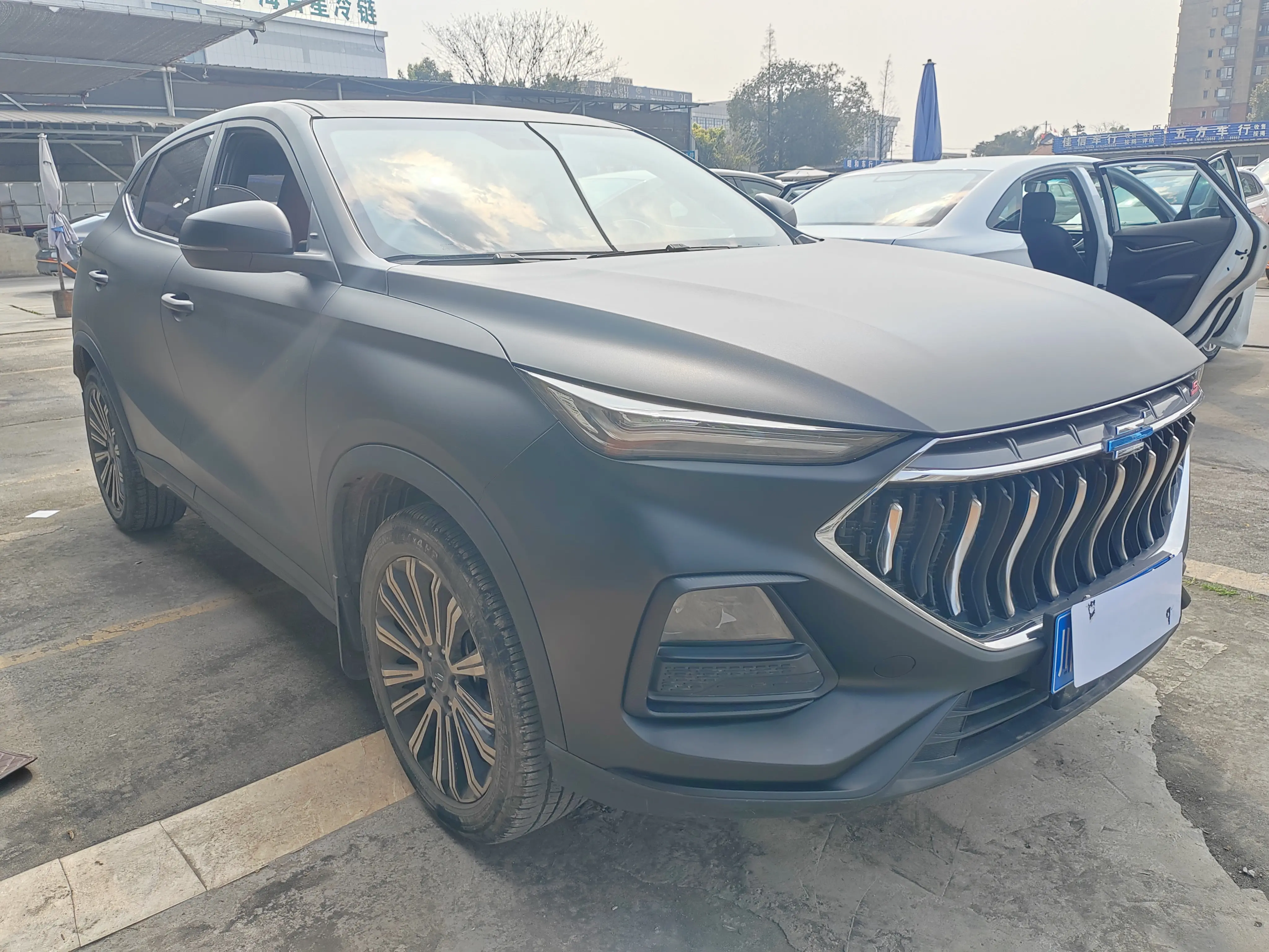 Oshan Changan Auchan X5