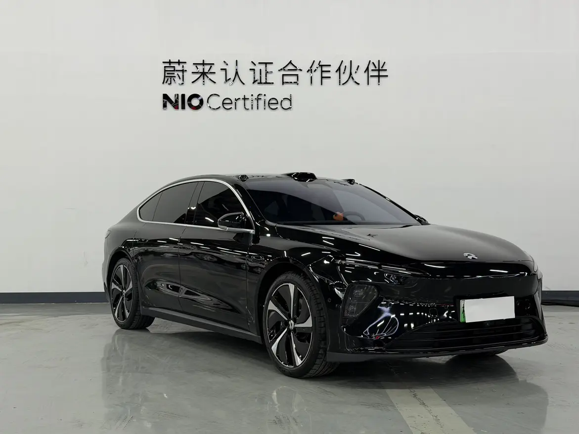 NIO ET7