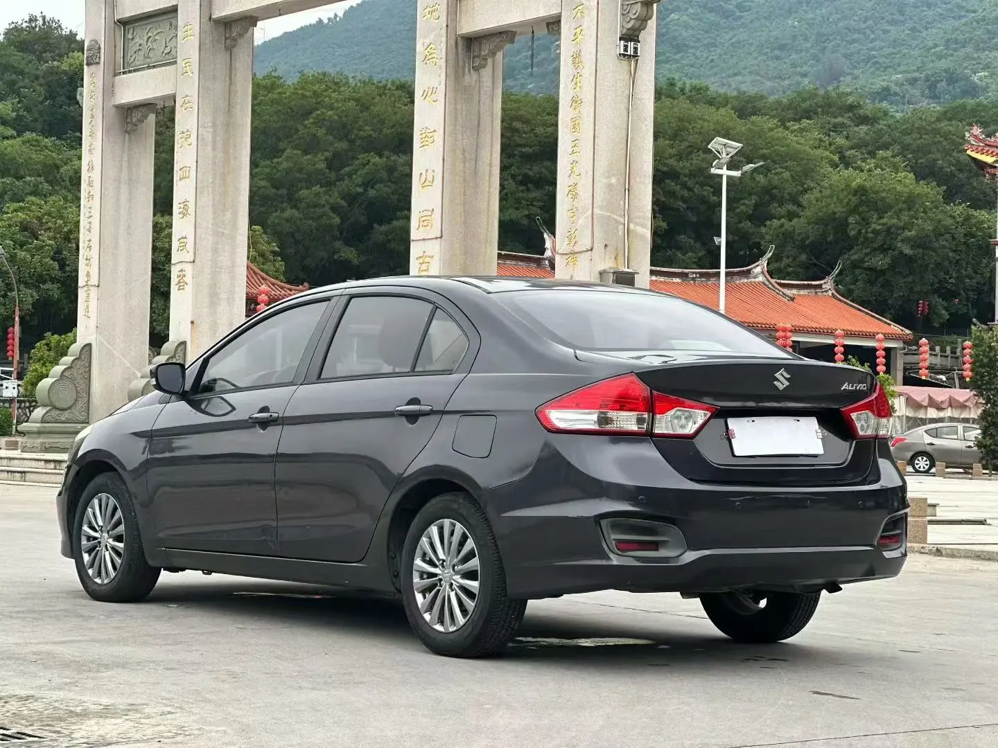 Suzuki Alivio