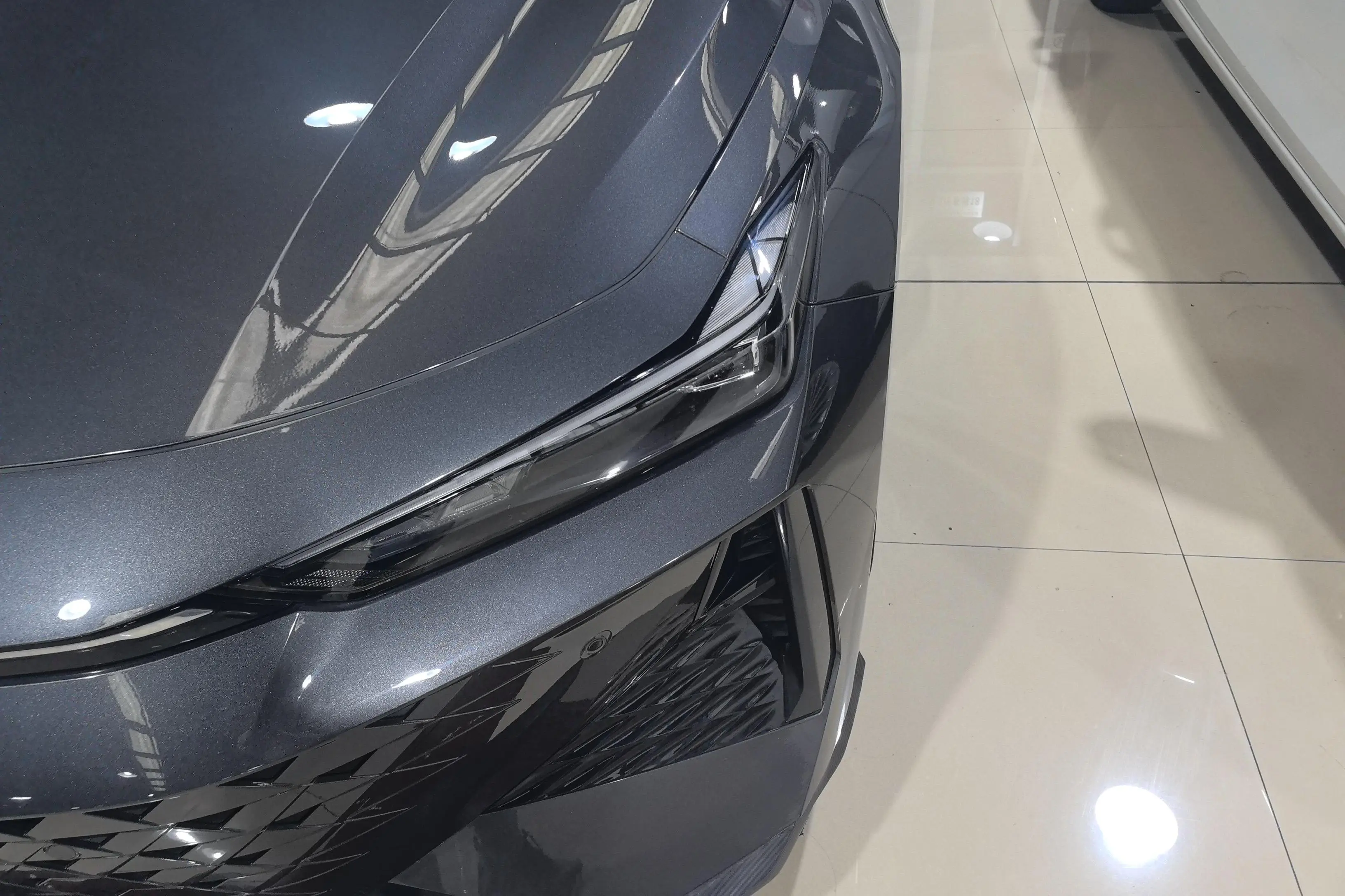 Changan UNI-V