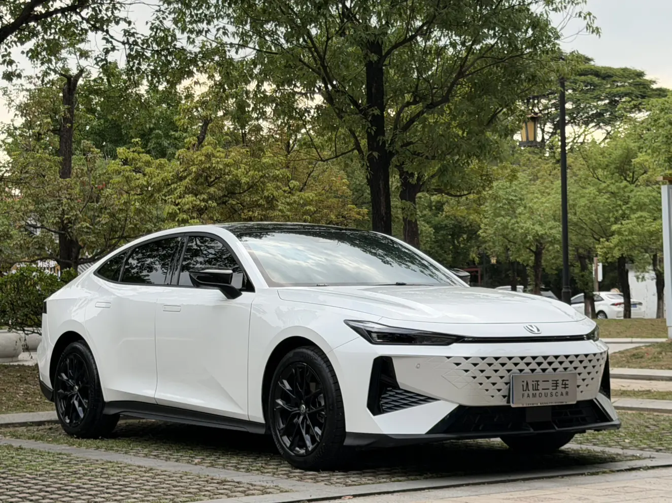 Changan UNI-V