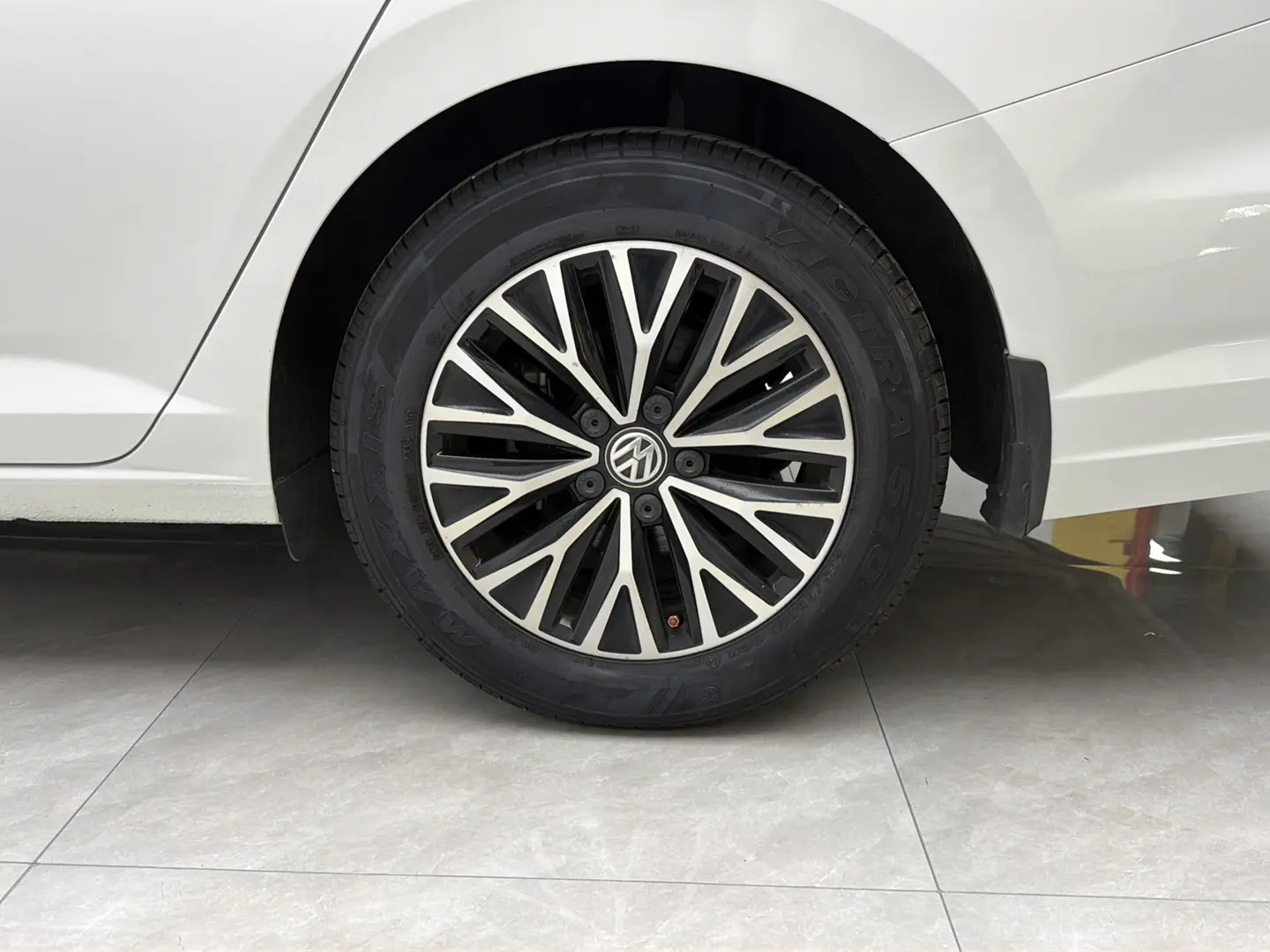 Volkswagen Sagitar
