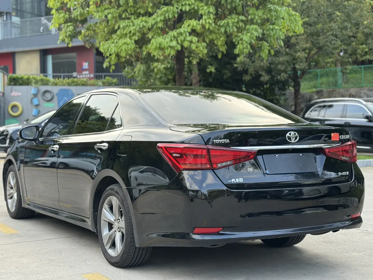 Toyota crown