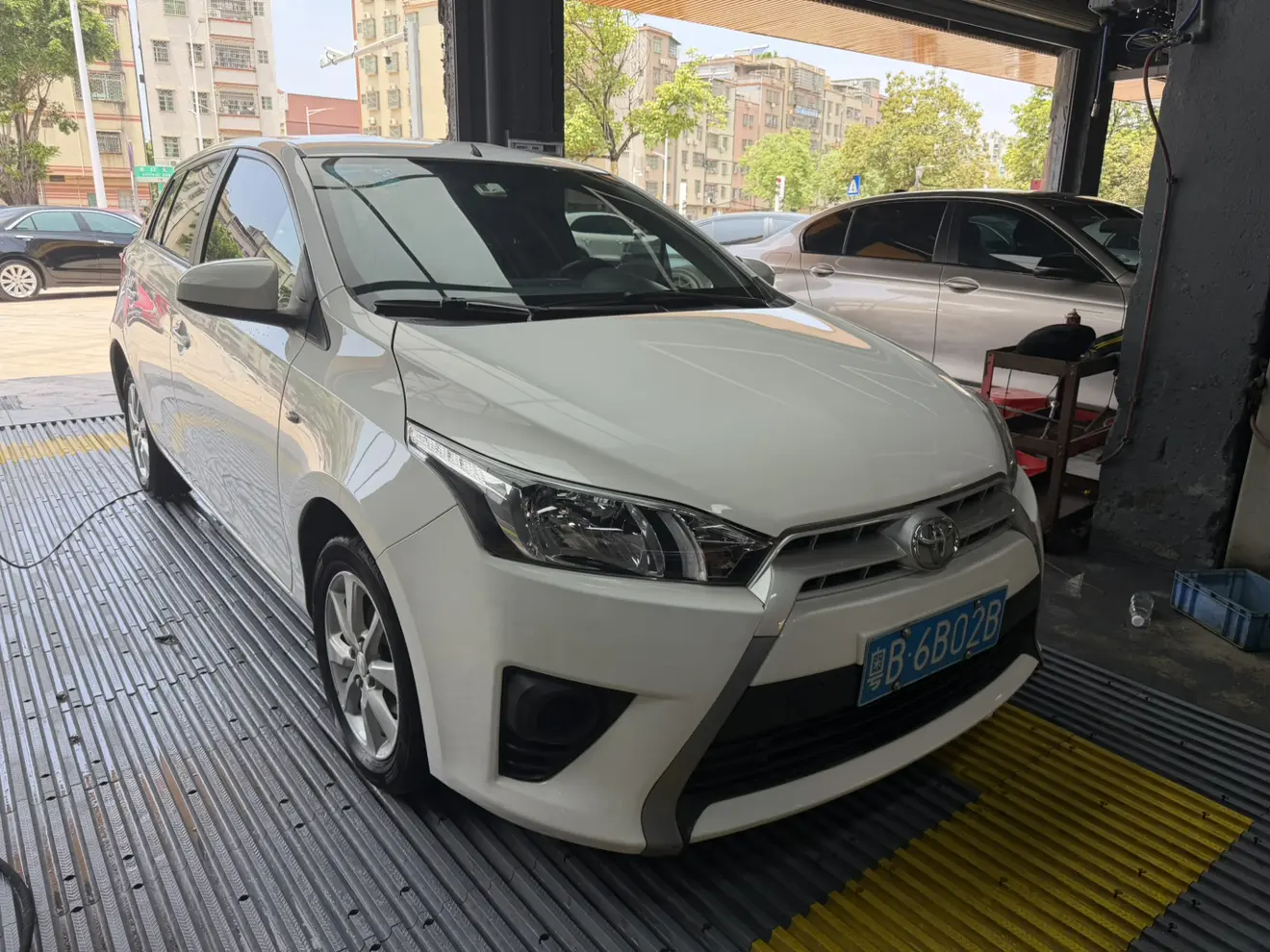 Toyota Yaris L