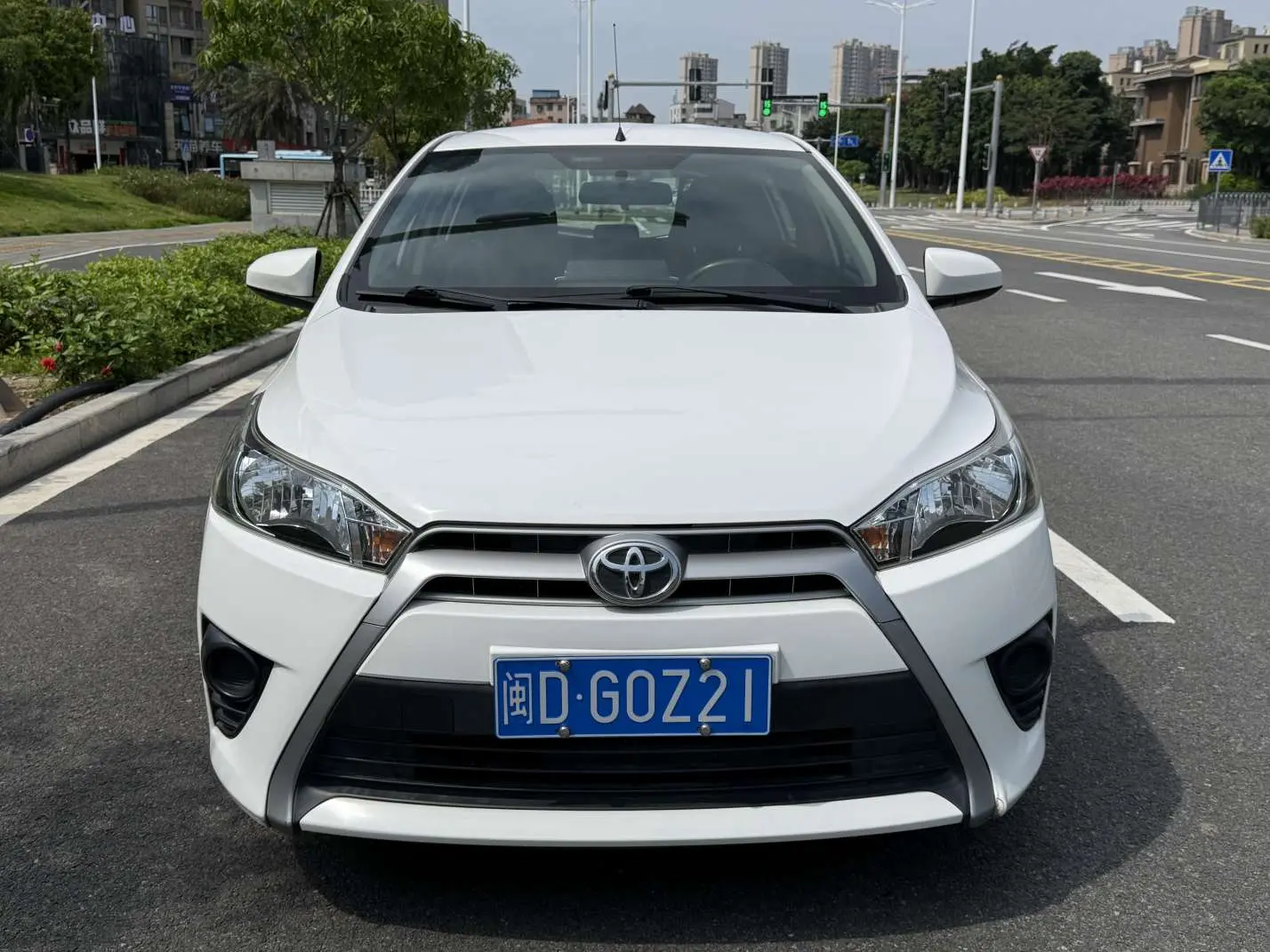 Toyota Yaris L