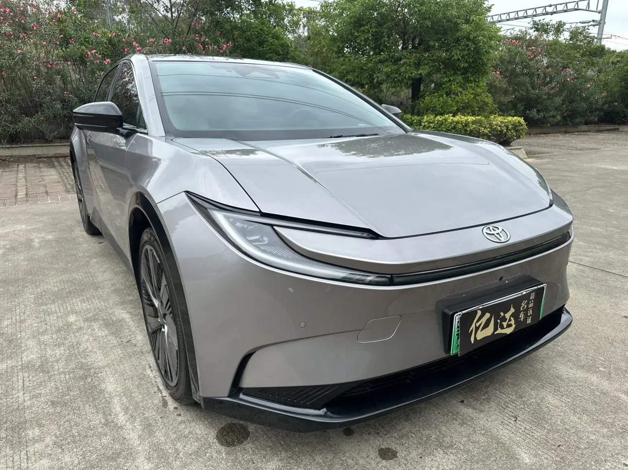 Toyota BZ