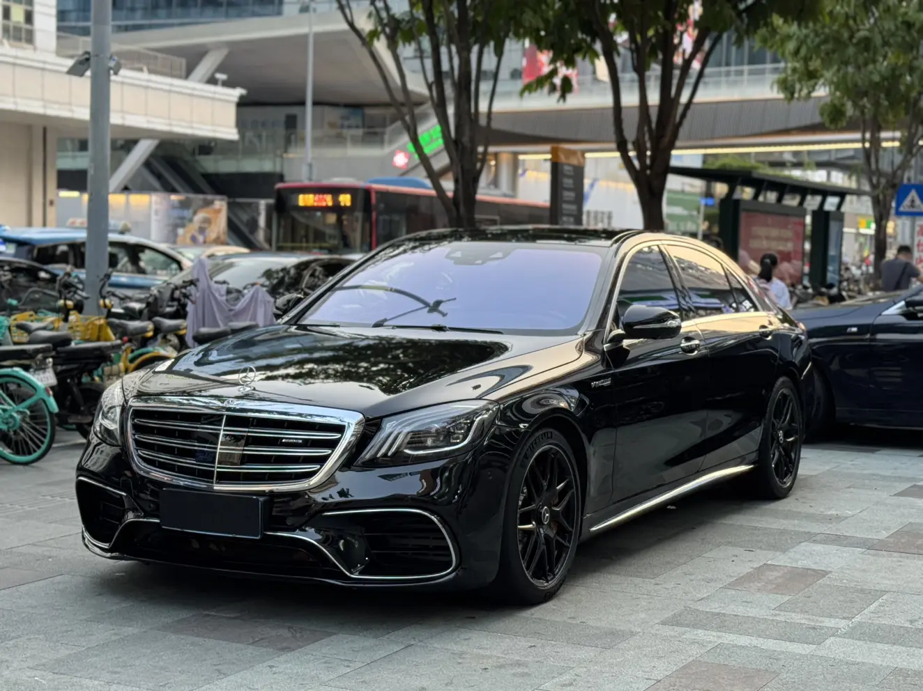 Mercedes-Benz S-Class AMG