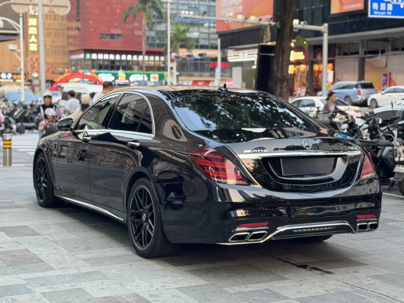 Mercedes-Benz S-Class AMG