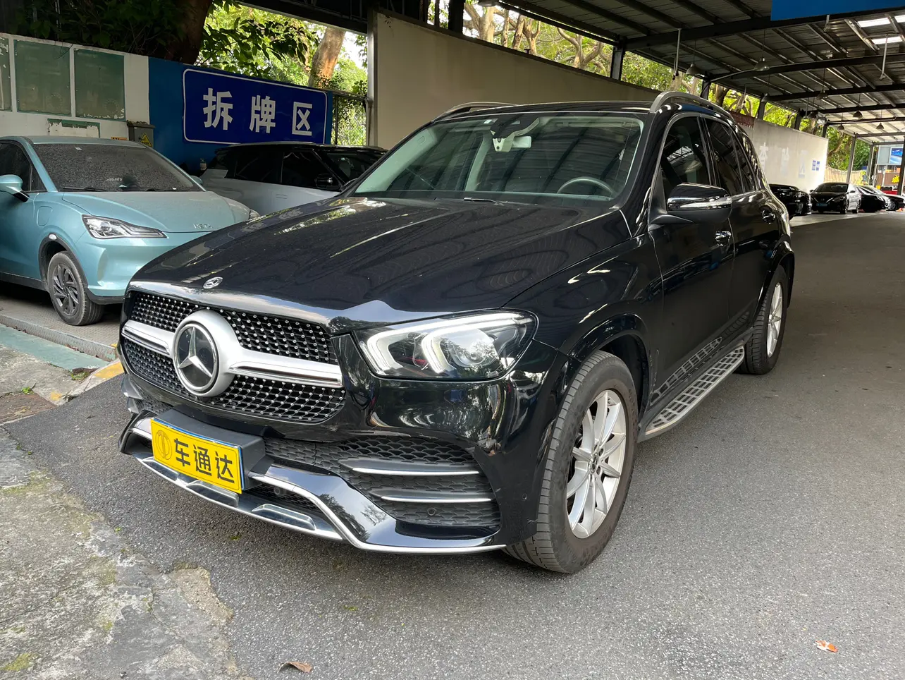 Mercedes-Benz GLE (Imported)