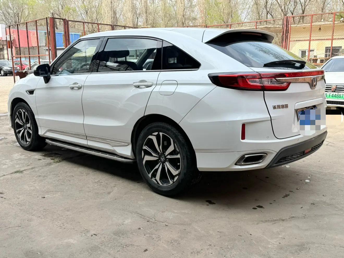 Honda UR-V