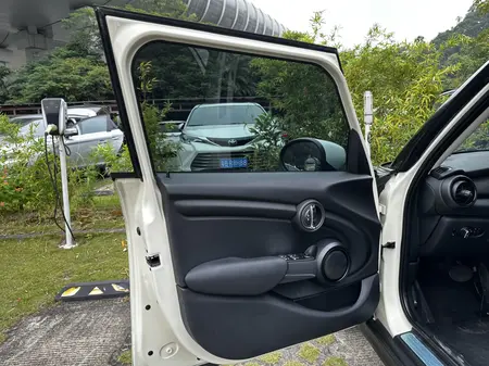 catalog-car-15
