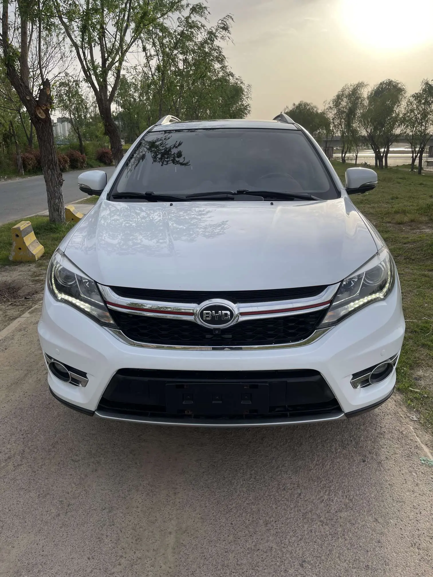 BYD S7
