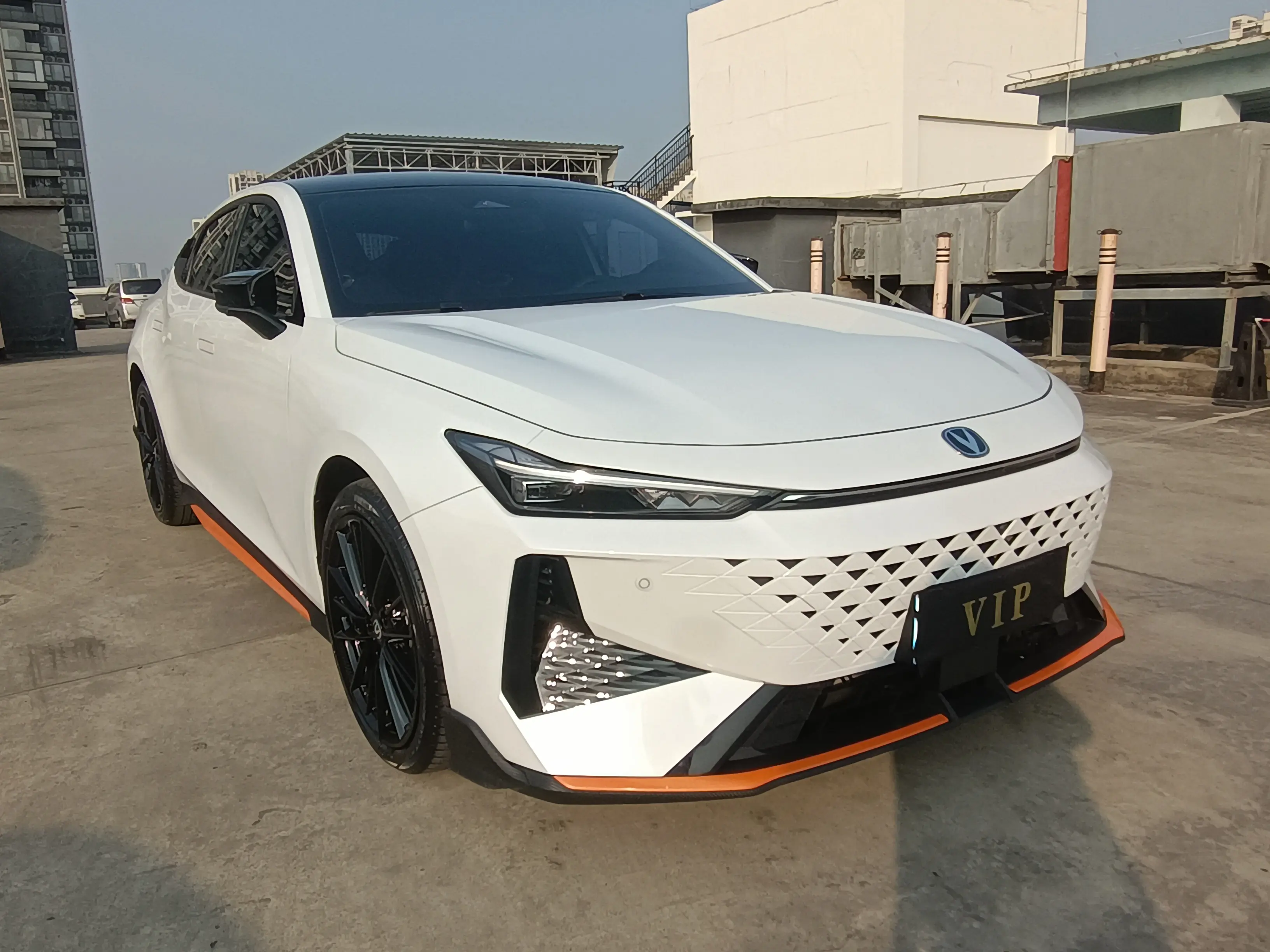 Changan UNI-V