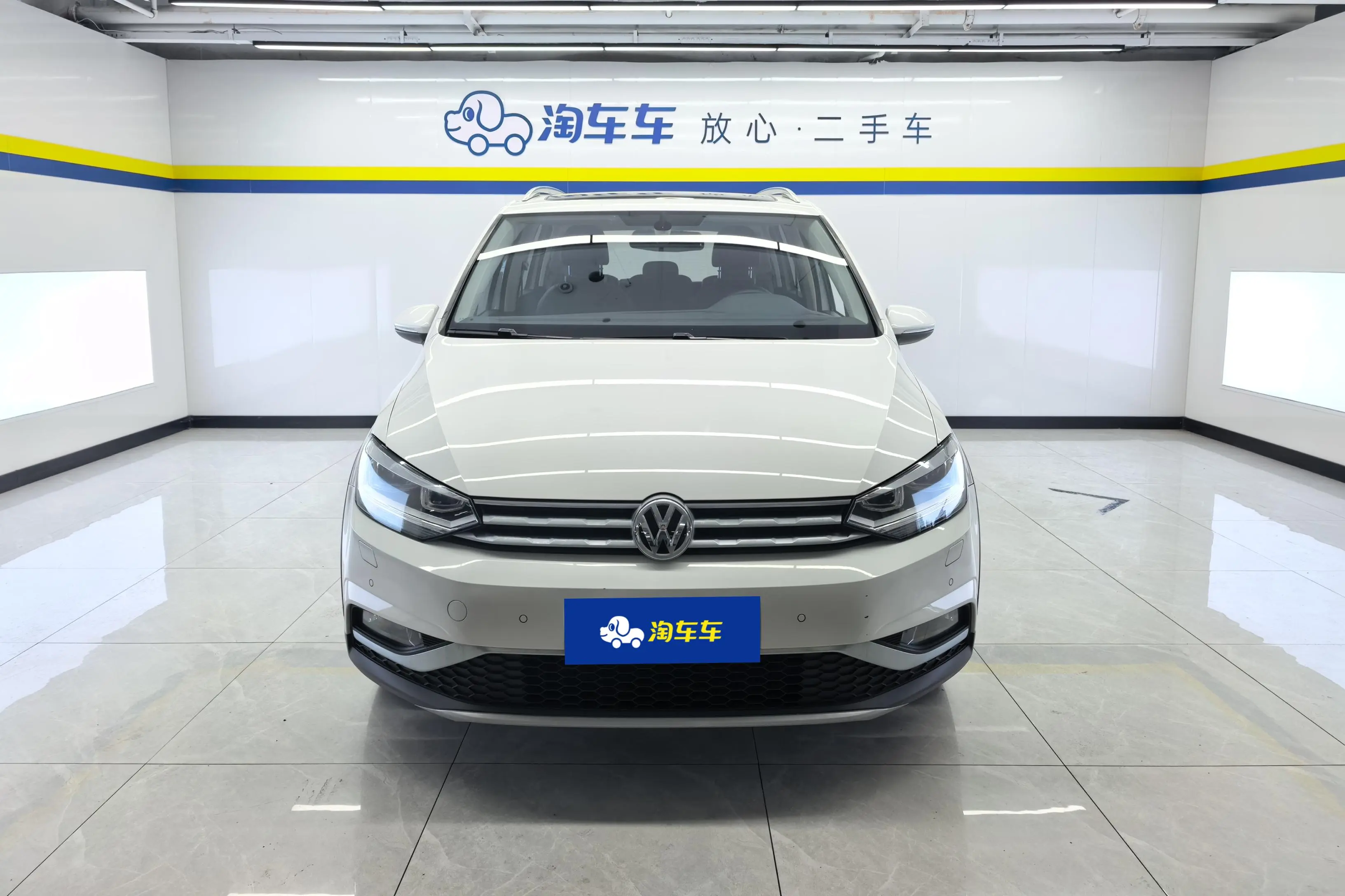 Volkswagen Touran L