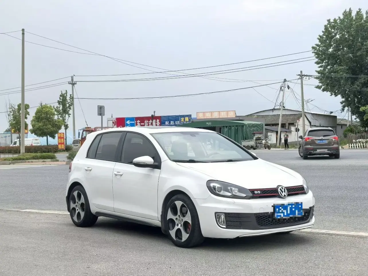 Volkswagen Golf GTI