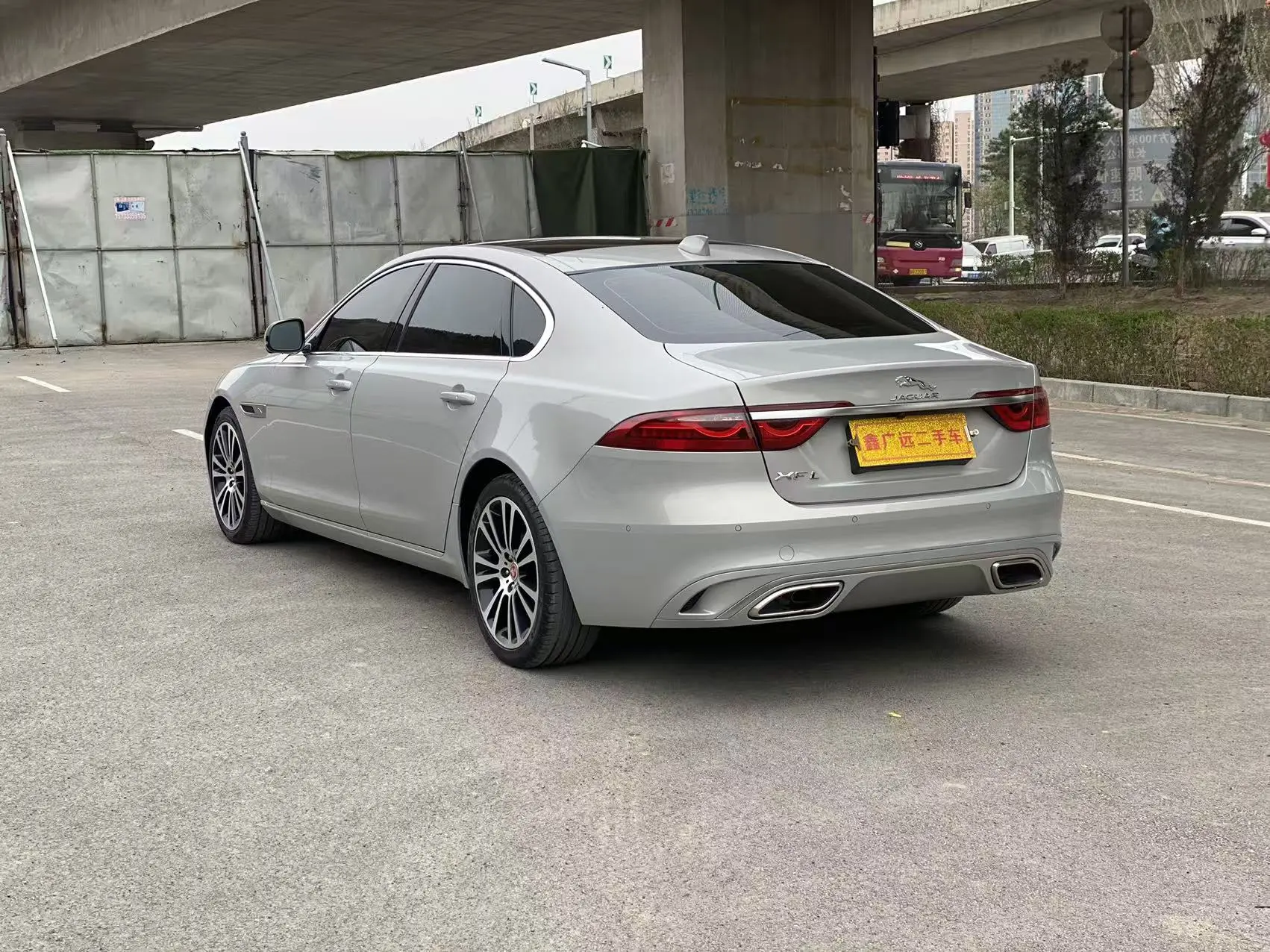 Jaguar XFL