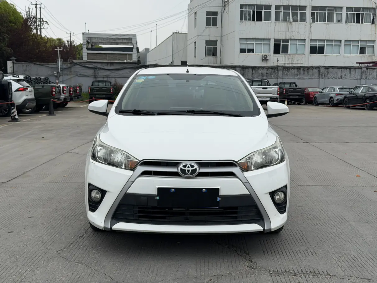 Toyota Yaris L