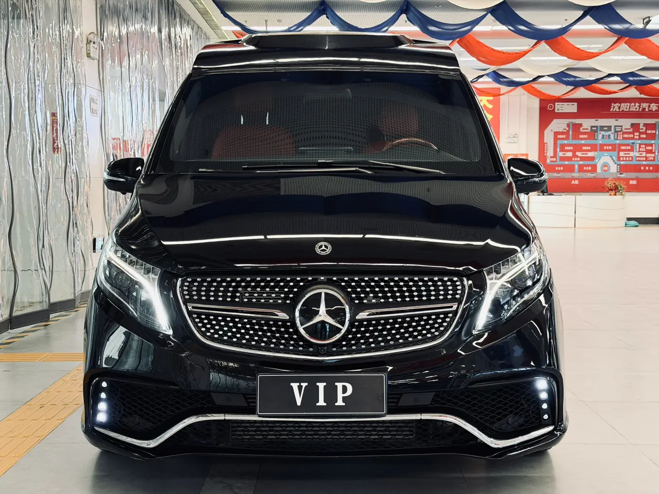 Mercedes-Benz V-Class
