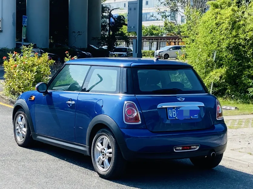 MINI 