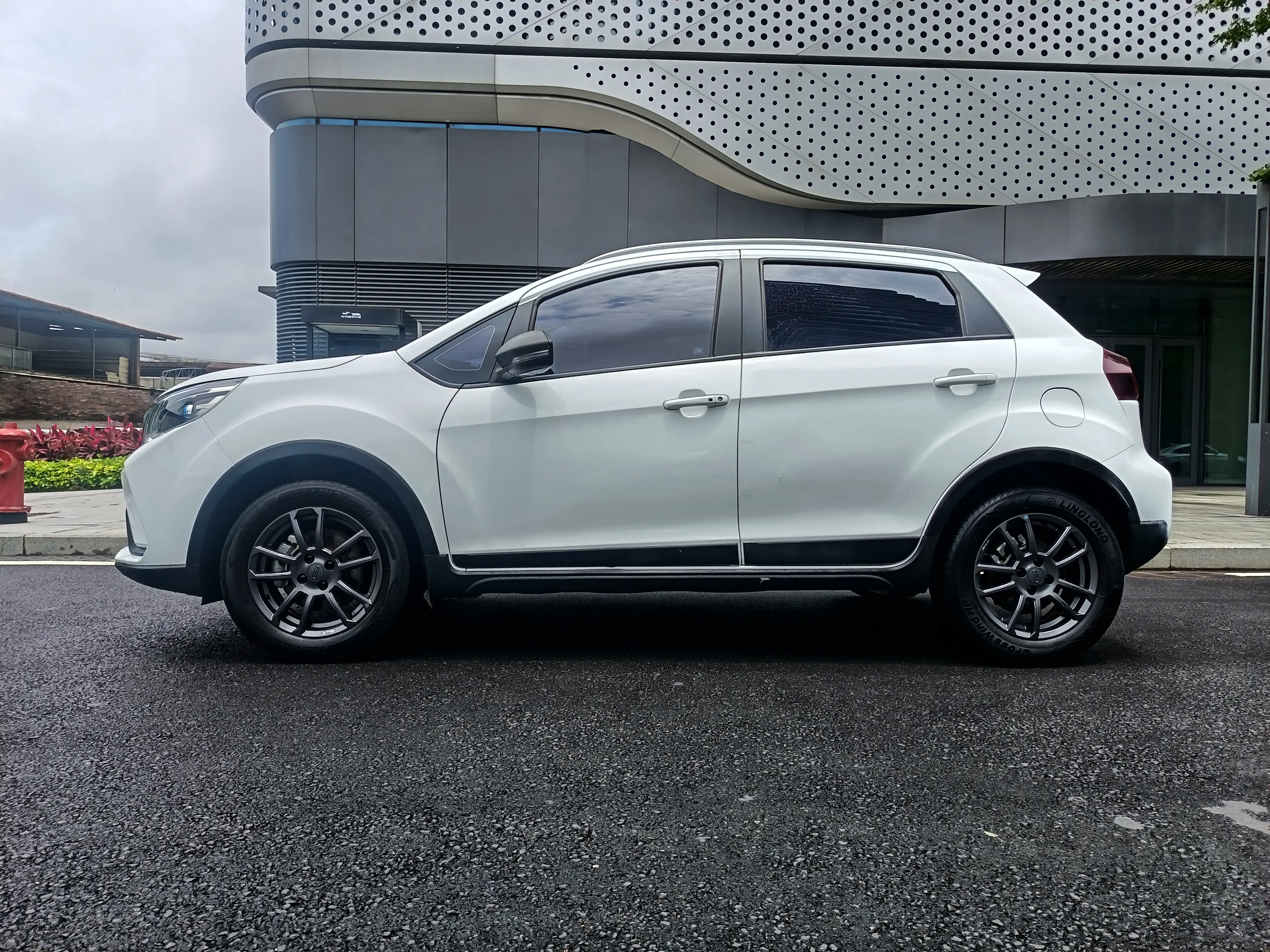 Geely Vision X3