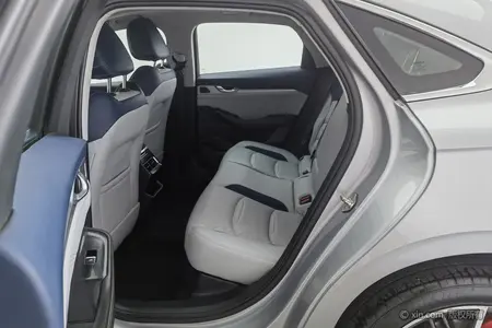 catalog-car-16