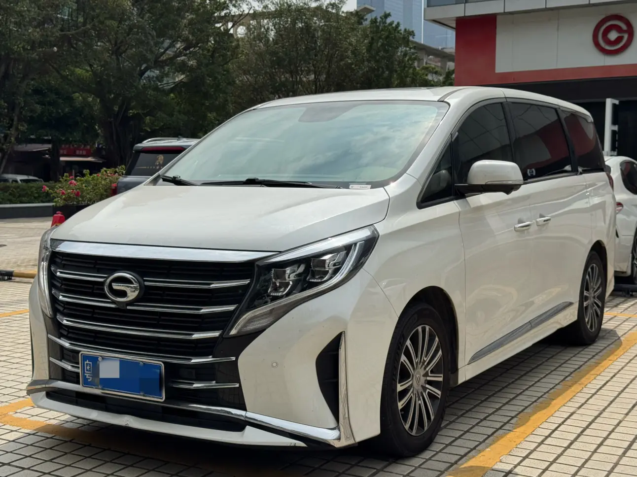 GAC Trumpchi M8