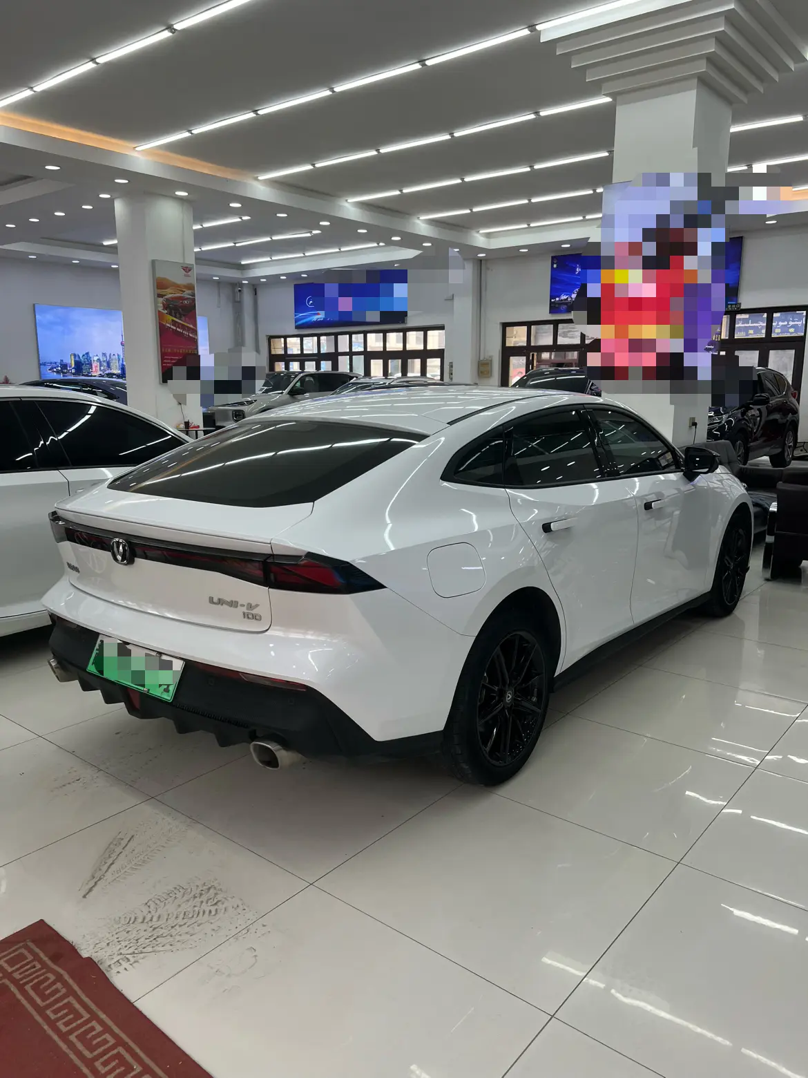 Changan UNI-V