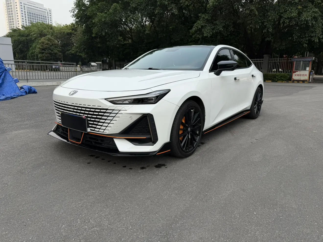 Changan UNI-V
