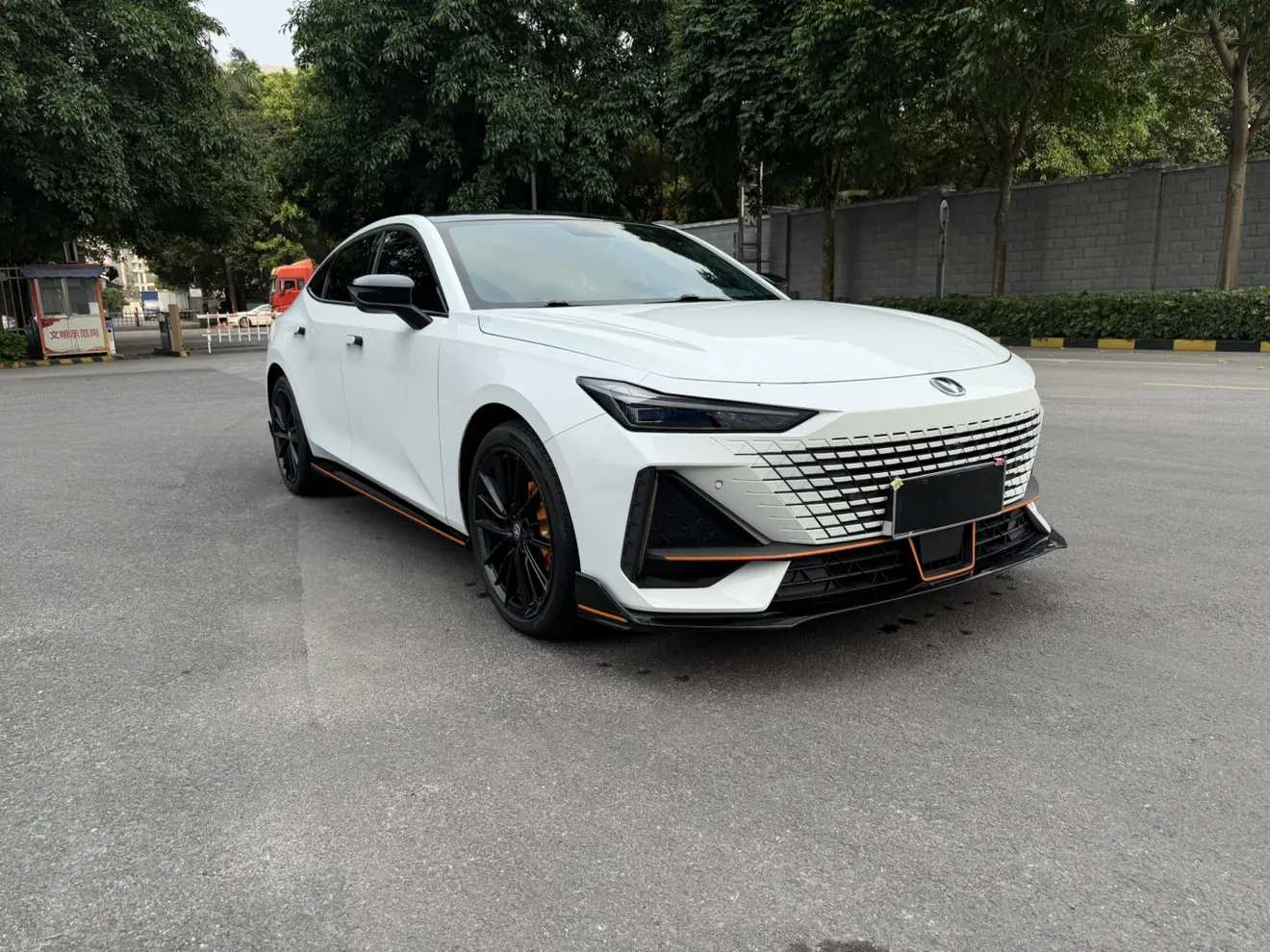 Changan UNI-V